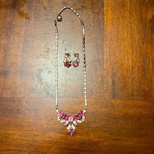 Vintage Costume Jewelry Set (Necklace and Clip On Earrings)